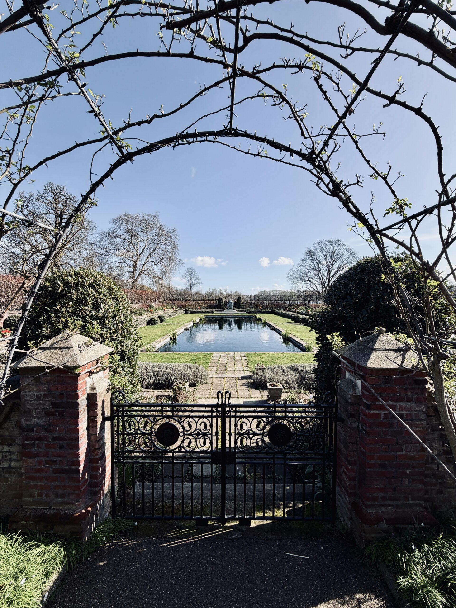 2 Days in London Itinerary: What I Loved & What I'd Do Differently Kensington Gardens