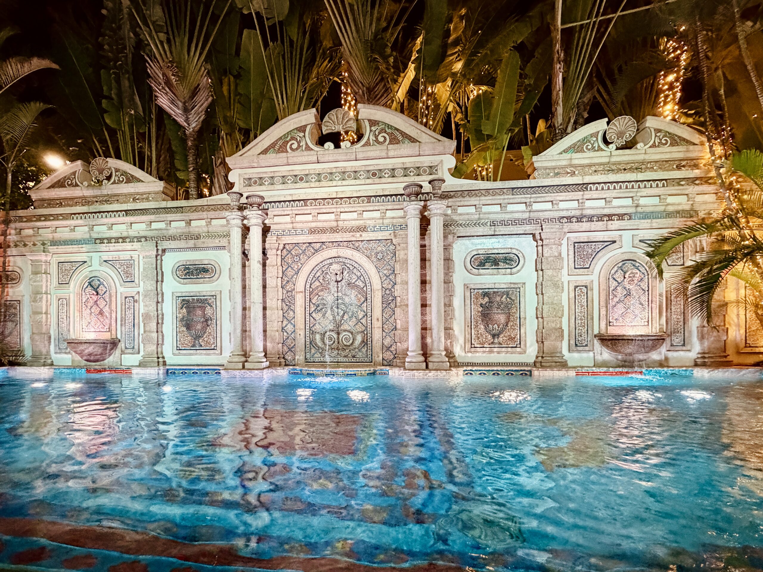 South Beach Before a Cruise: Was Arriving Early Worth It? The Versace Mansion